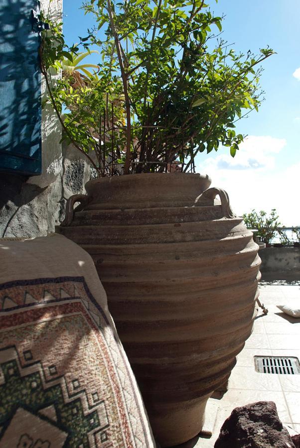 Santorini Folia Bianca Apartman Imerovígli Kültér fotó